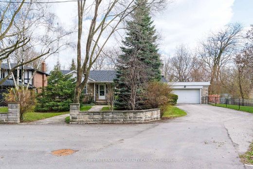 Detached House in Toronto, Ontario