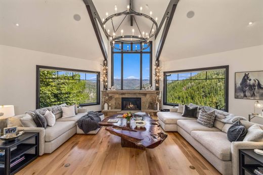 Detached House in Edwards, Eagle County