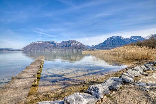 Μονοκατοικία σε Sevrier, Haute-Savoie