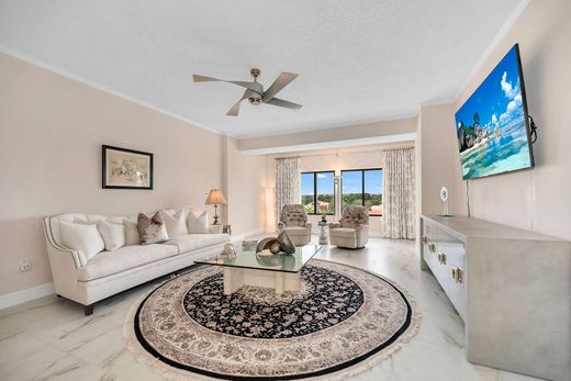 Naples, Collier Countyのアパートメント