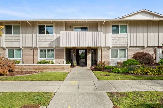 Piso / Apartamento en Los Altos, Santa Clara County