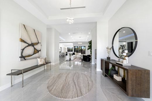 Luxury home in North Miami, Miami-Dade