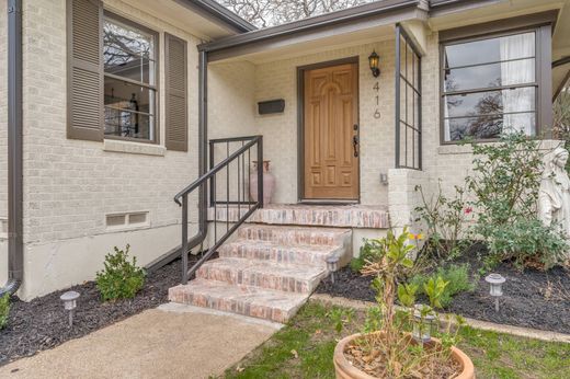 Detached House in Irving, Dallas County