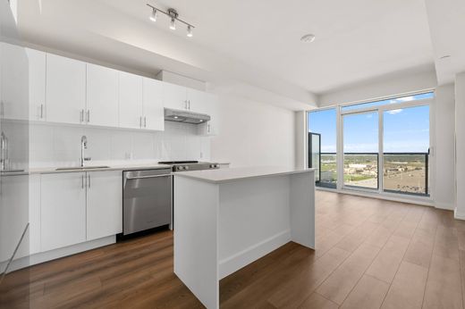 Apartment in Vaughan, Ontario