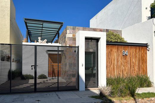 Detached House in San Miguel de Allende, Guanajuato