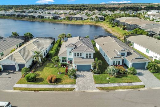 Detached House in Naples, Collier County