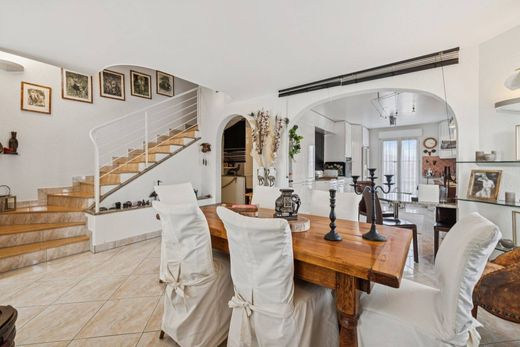 Müstakil ev Vich, Nyon District