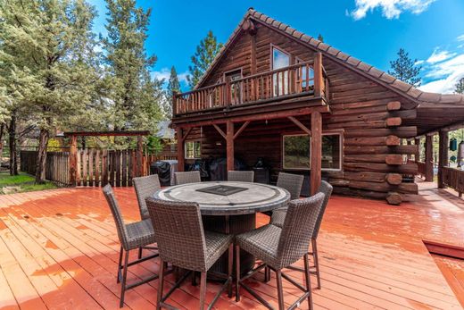 Luxury home in Sisters, Deschutes County