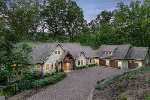 Detached House in Enka Village, Buncombe County