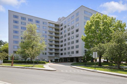 Apartment in Washington, Washington County