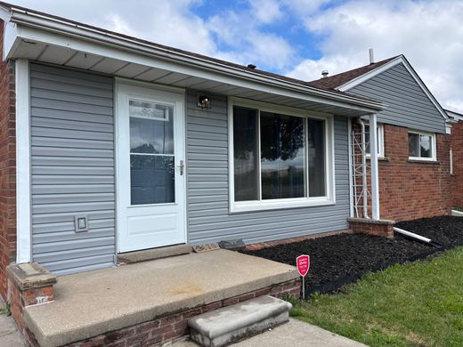 Detached House in Dearborn, Wayne County