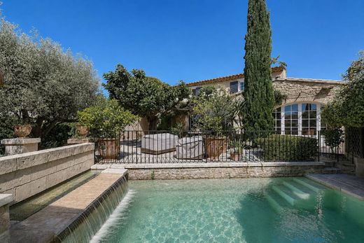 Einfamilienhaus in Uzès, Gard