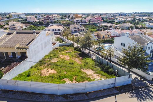 Land in Lagoa, Distrito de Faro