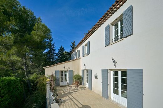Einfamilienhaus in Aix-en-Provence, Bouches-du-Rhône