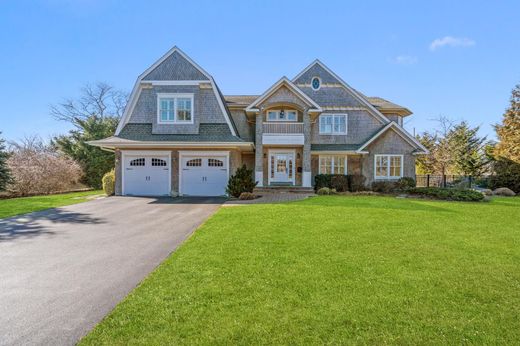 Detached House in West Islip, Suffolk County