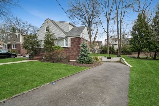 Detached House in Englewood, Bergen County