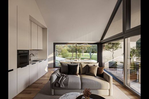 Apartment / Etagenwohnung in Sensine, Conthey