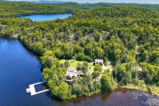 Einfamilienhaus in La Minerve, Laurentides