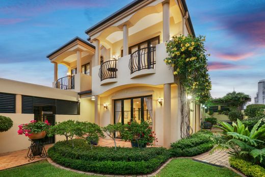 Villa in Gold Coast, Queensland