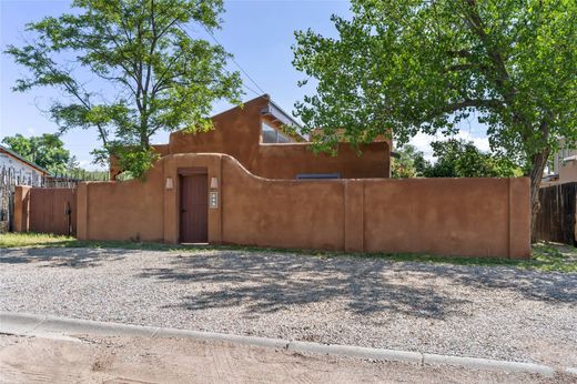 Casa Unifamiliare a Santa Fe, Santa Fe County