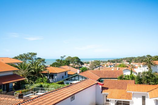 Twee-onder-een-kapwoning in Anglet, Pyrénées-Atlantiques