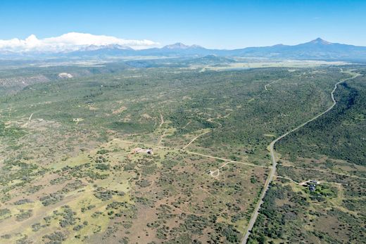 Grond in Norwood, San Miguel County