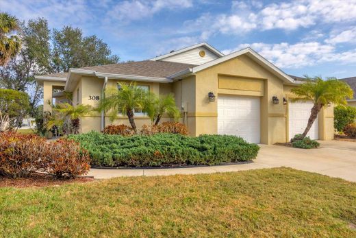 Luxury home in Palmetto, Manatee County