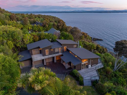 Acacia Bay, Taupo Districtの一戸建て住宅