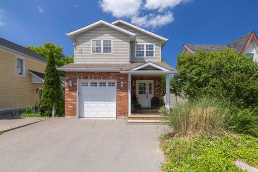 Collingwood, Ontarioの一戸建て住宅