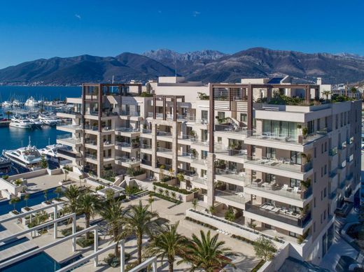 Casa Independente - Tivat