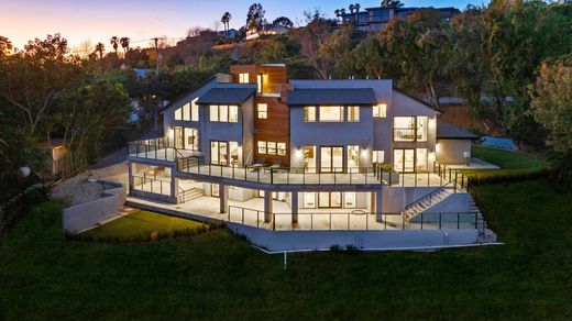 Dom jednorodzinny w Malibu, Los Angeles County