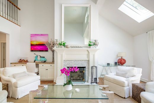 Detached House in East Hampton, Suffolk County