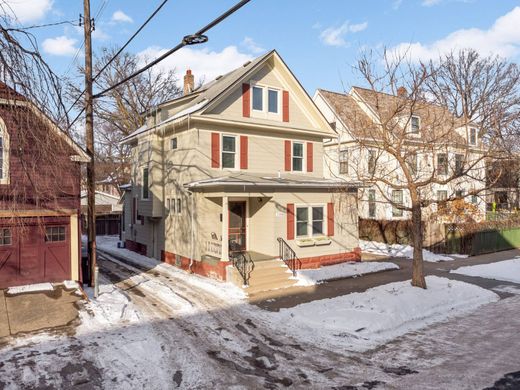 Detached House in Minneapolis, Hennepin County