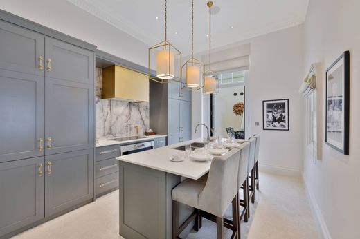 Duplex in London, Greater London