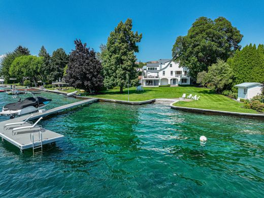 Detached House in Manson, Chelan County