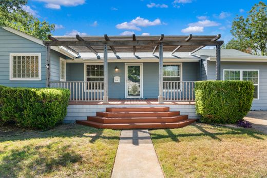 Detached House in San Antonio, Bexar County