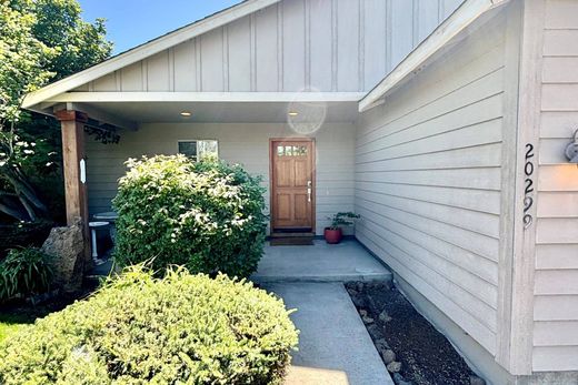 Luxury home in Bend, Deschutes County