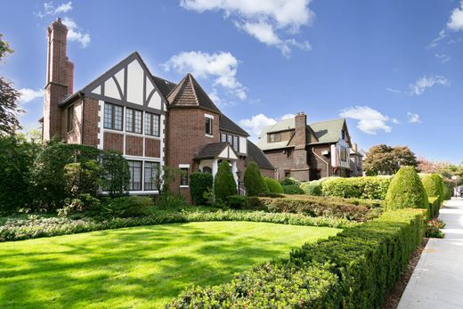 بيت مستقل ﻓﻲ Forest Hills, Queens County