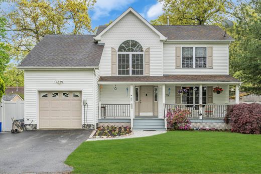 Detached House in Ocean Gate, Ocean County