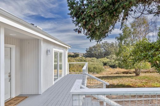 Detached House in Point Reyes Station, Marin County