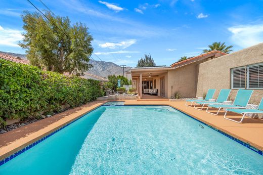 Detached House in Palm Springs, Riverside County