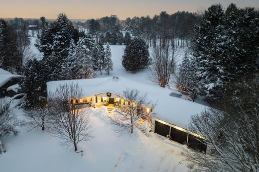 Einfamilienhaus in Bracebridge, District Municipality of Muskoka