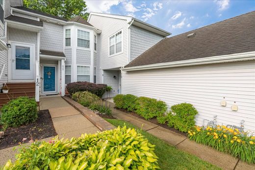 Luxury home in Freehold, Monmouth County