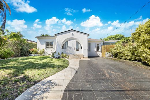 Luxus-Haus in Surfside, Miami-Dade County