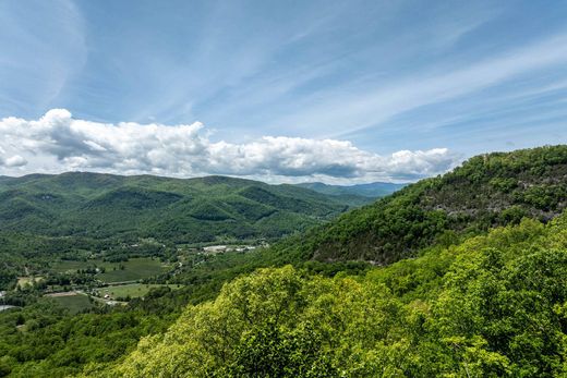 Land for sale in Tuckasegee