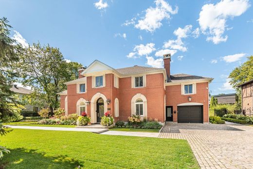 Vrijstaand huis in Mont-Royal, City of Montréal