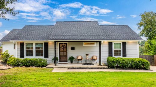 Vrijstaand huis in Little Rock, Pulaski County