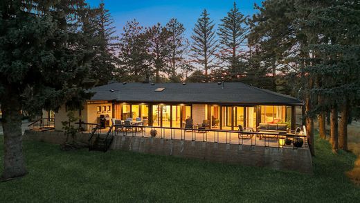 Detached House in Golden, Jefferson County