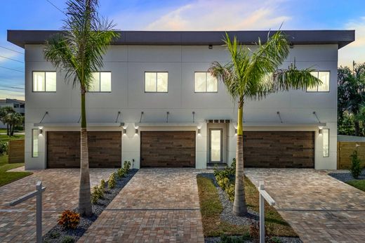 Townhouse in Indialantic, Brevard County