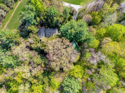 Detached House in Southbury, New Haven County